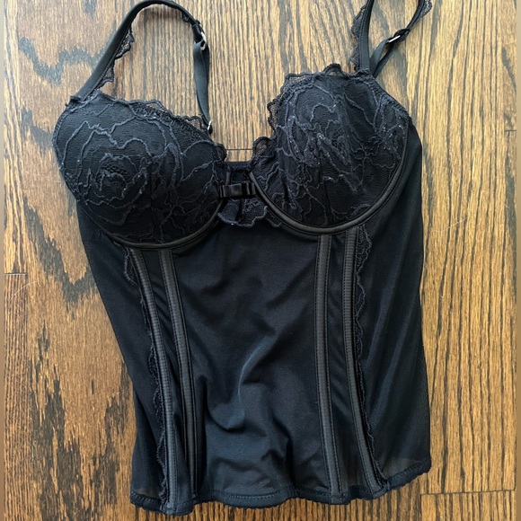 Beautiful lace corset top - Picture 1 of 6